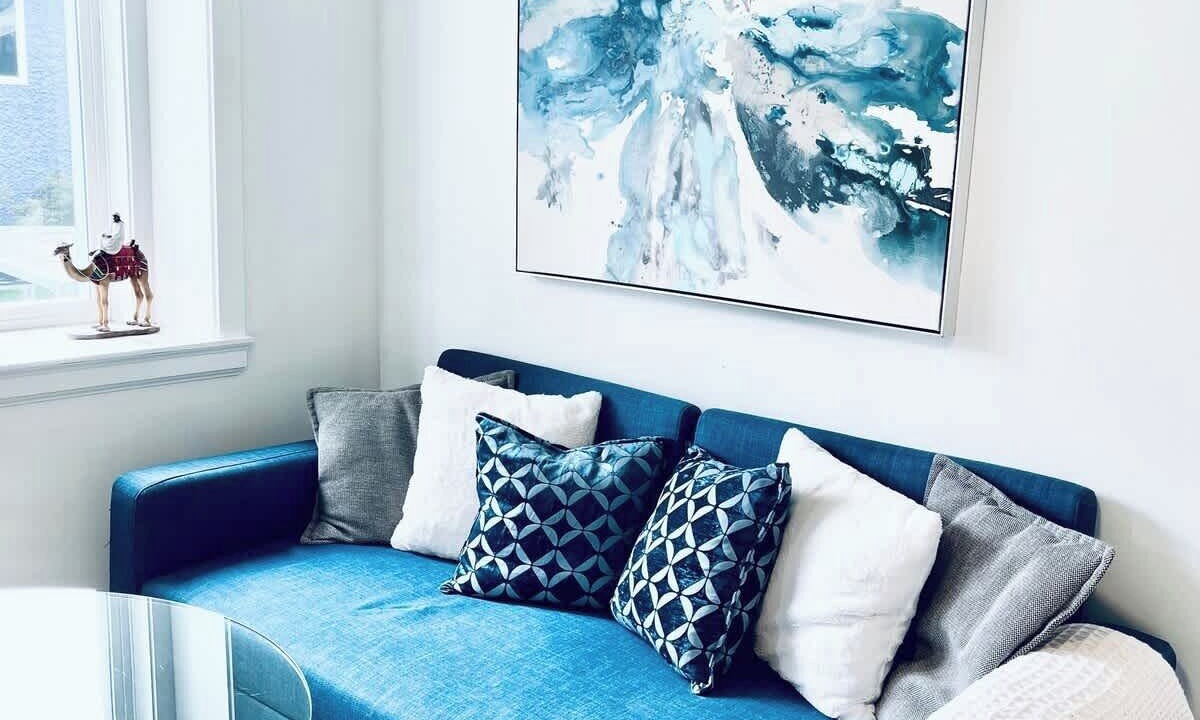 Photo of Bedroom in Renfrew-Collingwood