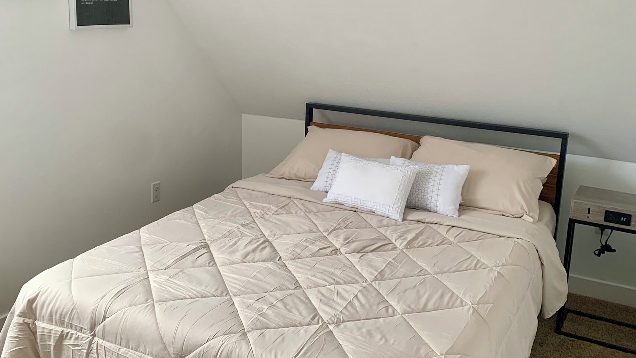 Photo of Bedroom in Central Okanagan