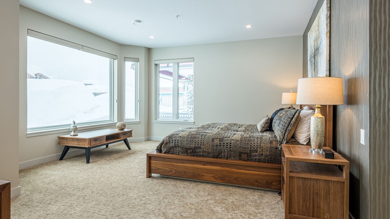 Photo of Bedroom in Silver Star Mountain