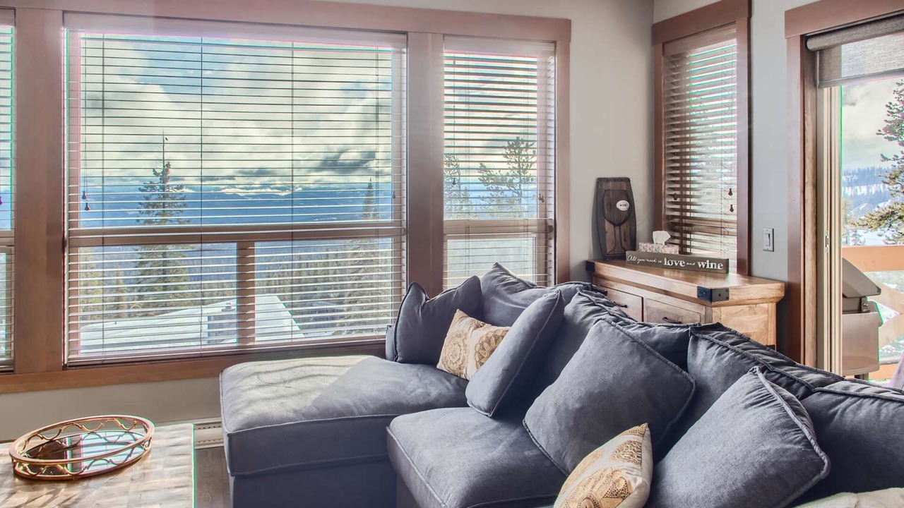 Photo of Livingroom in Big White Ski Resort