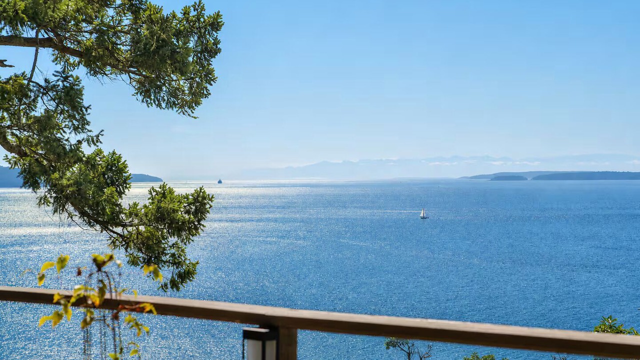 Photo of Others in Pender Island