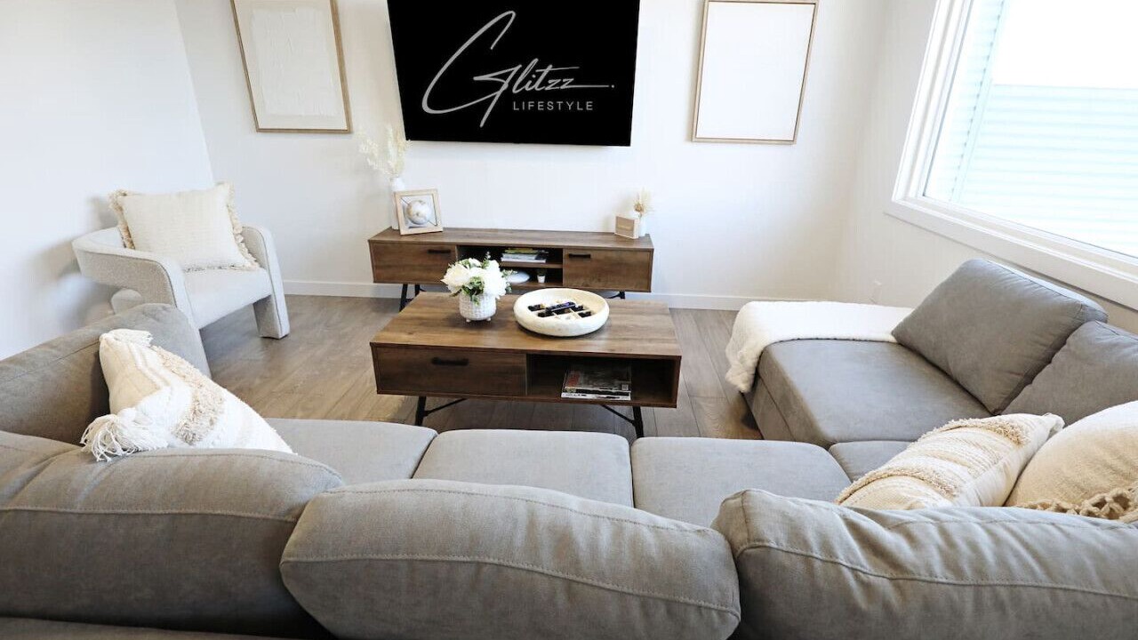 Photo of Livingroom in Northwest Edmonton