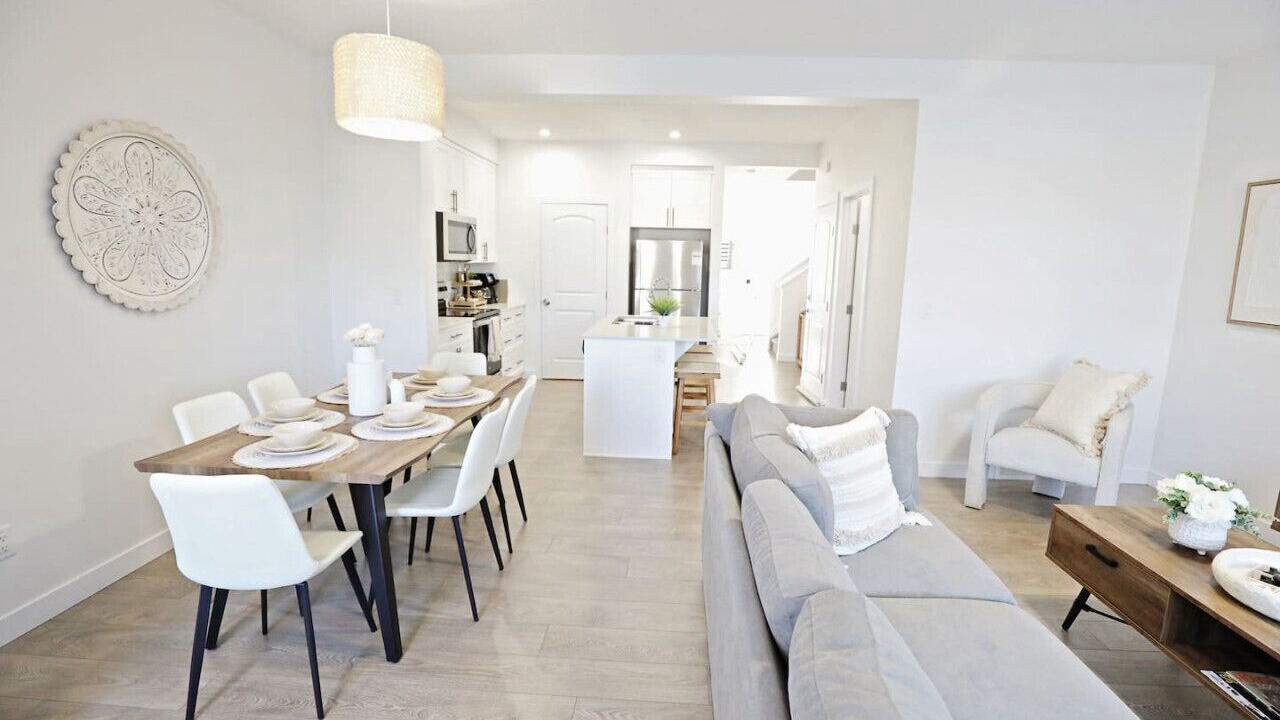 Photo of Livingroom in Northwest Edmonton