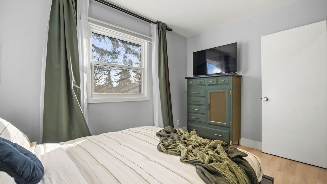 Photo of Bedroom in Northwest Calgary