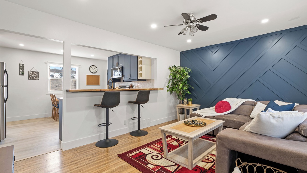 Photo of Livingroom in Northwest Calgary