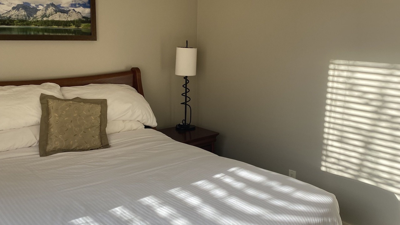 Photo of Bedroom in Cougar Creek