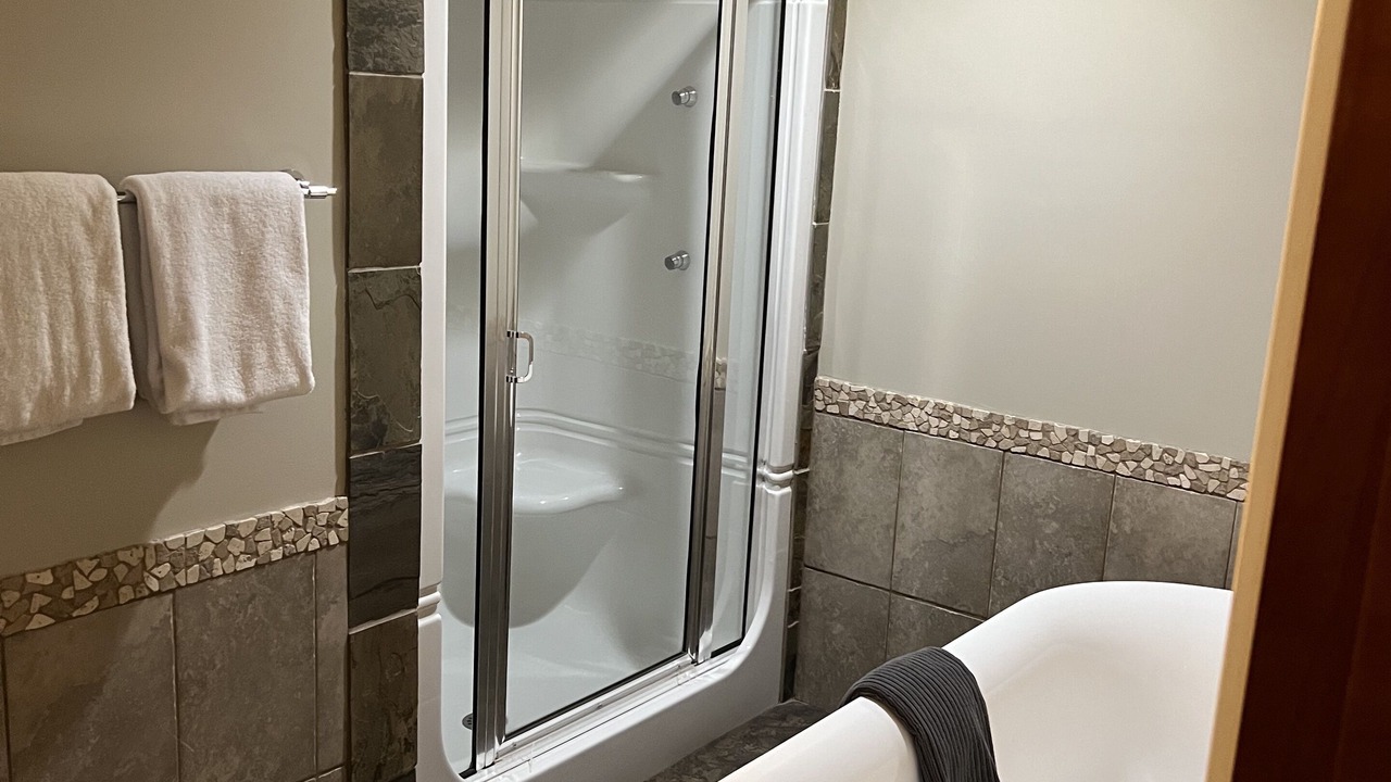 Photo of Bathroom in Cougar Creek