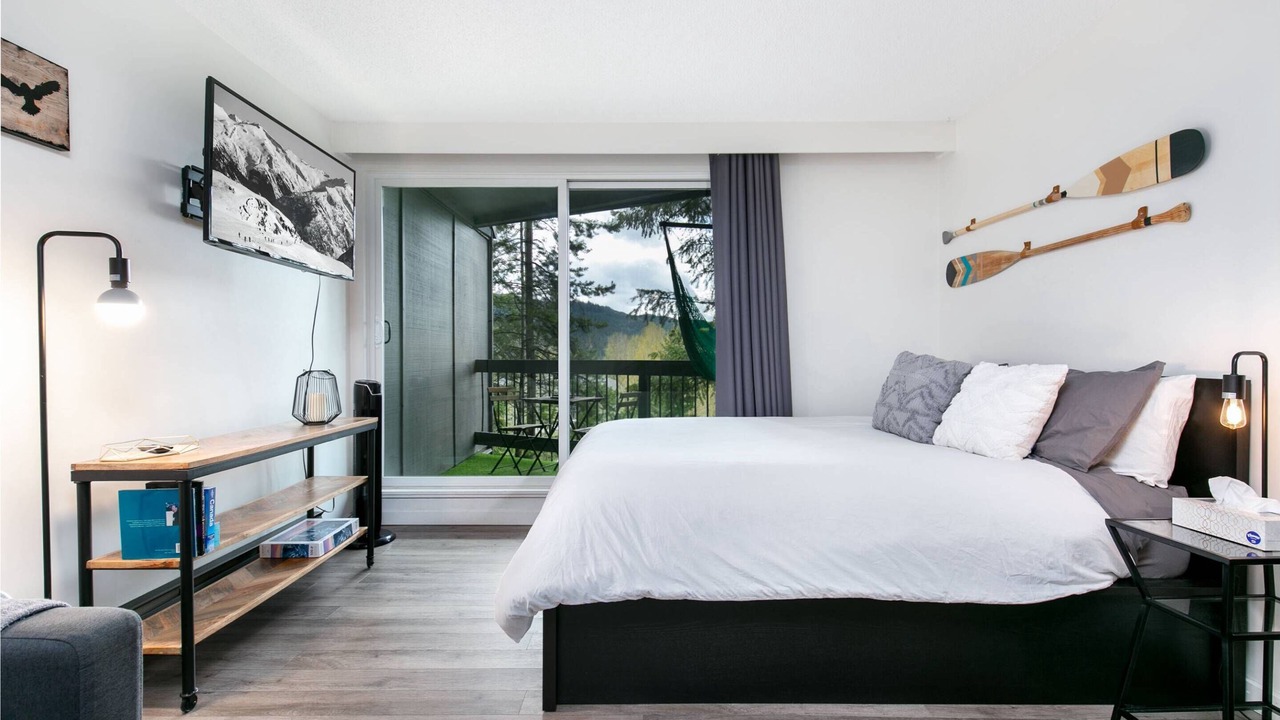 Photo of Bedroom in Whistler Creekside