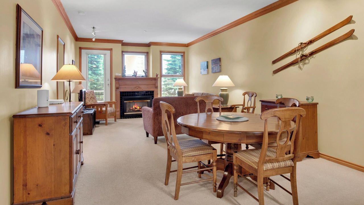 Photo of Livingroom in Silver Star Mountain