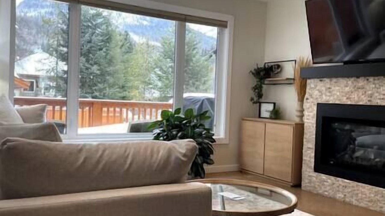 Photo of Livingroom in Fernie