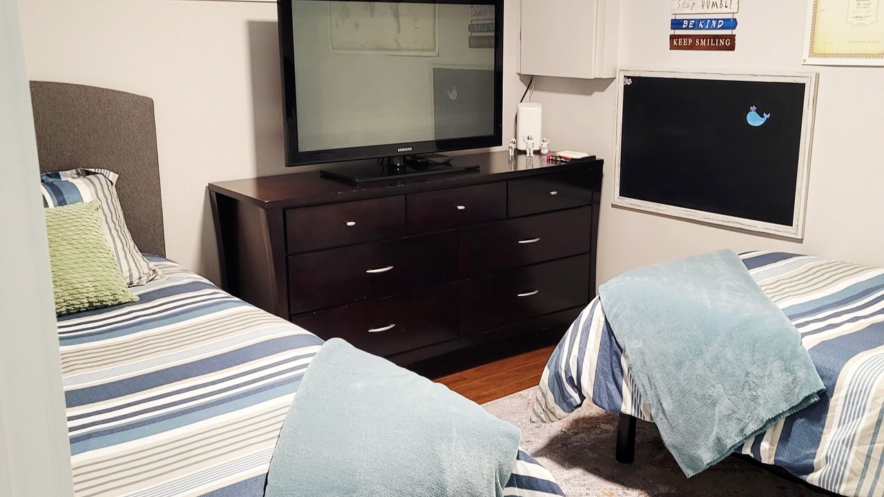 Photo of Bedroom in Inglewood