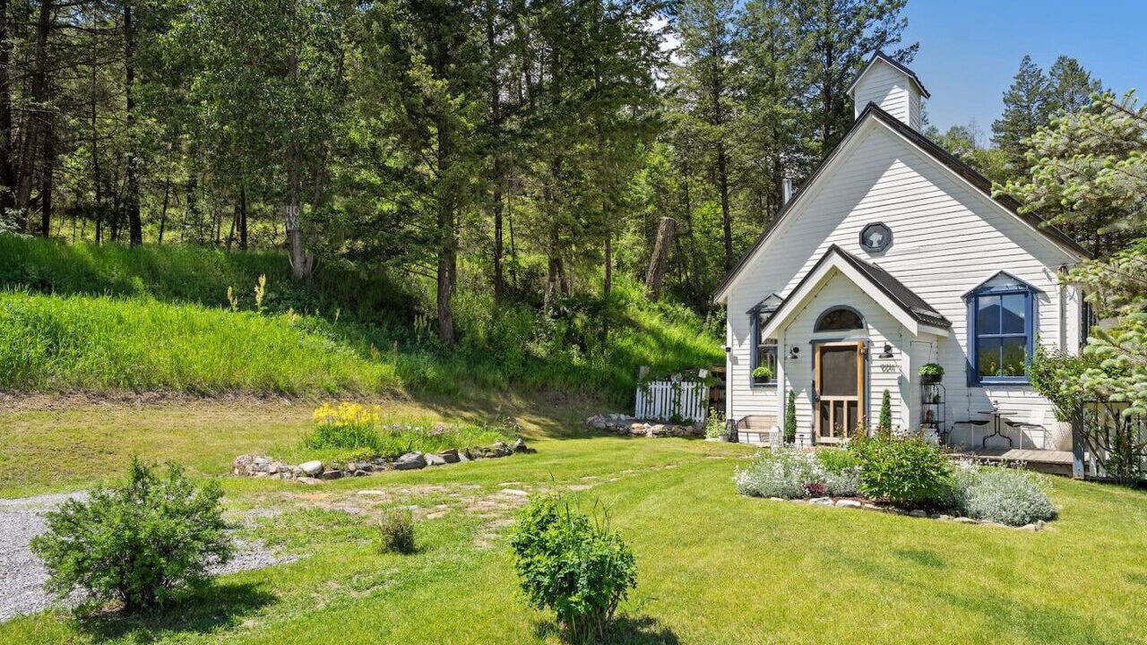 Photo of Outdoor in Radium Hot Springs