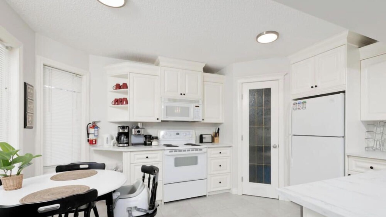 Photo of Kitchen in Arbour Lake