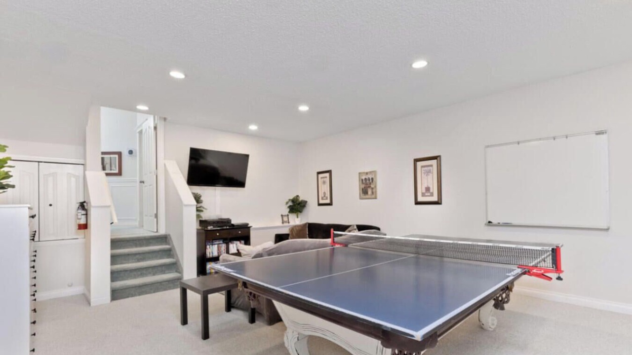 Photo of Bedroom in Arbour Lake