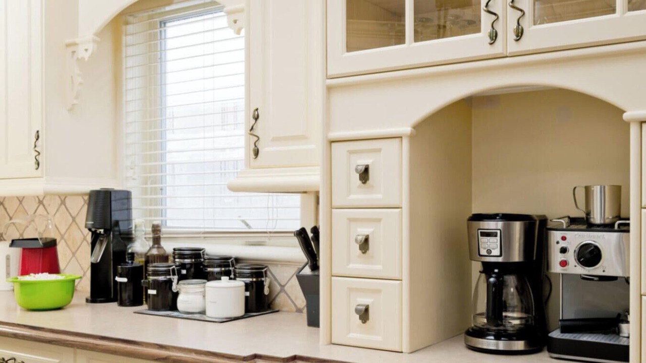 Photo of Kitchen in Arbour Lake