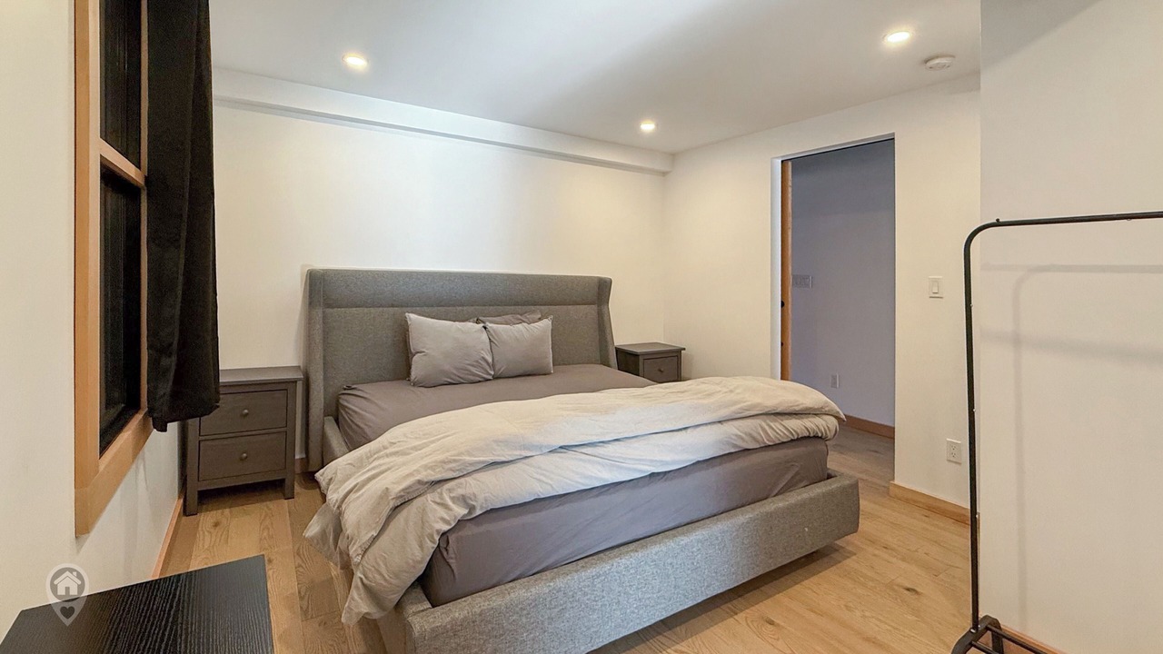 Photo of Bedroom in East Kootenay