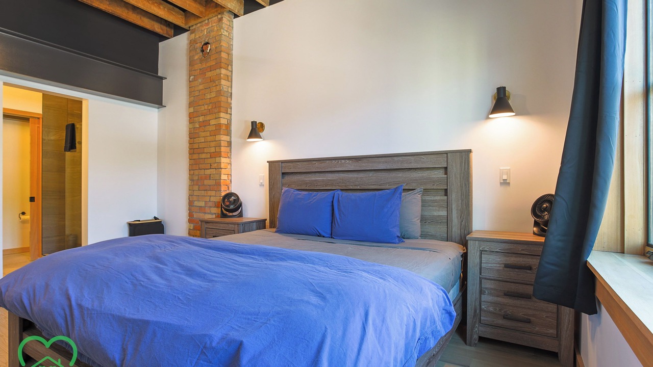 Photo of Bedroom in East Kootenay