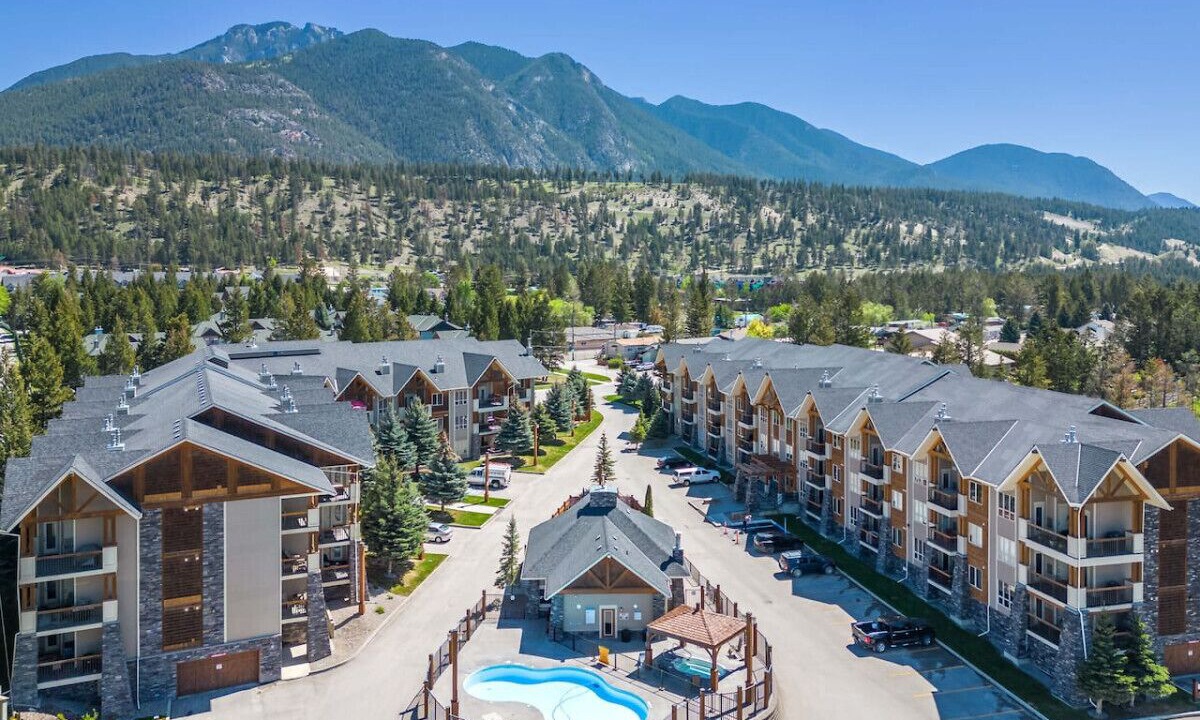 Photo of Outdoor in Radium Hot Springs