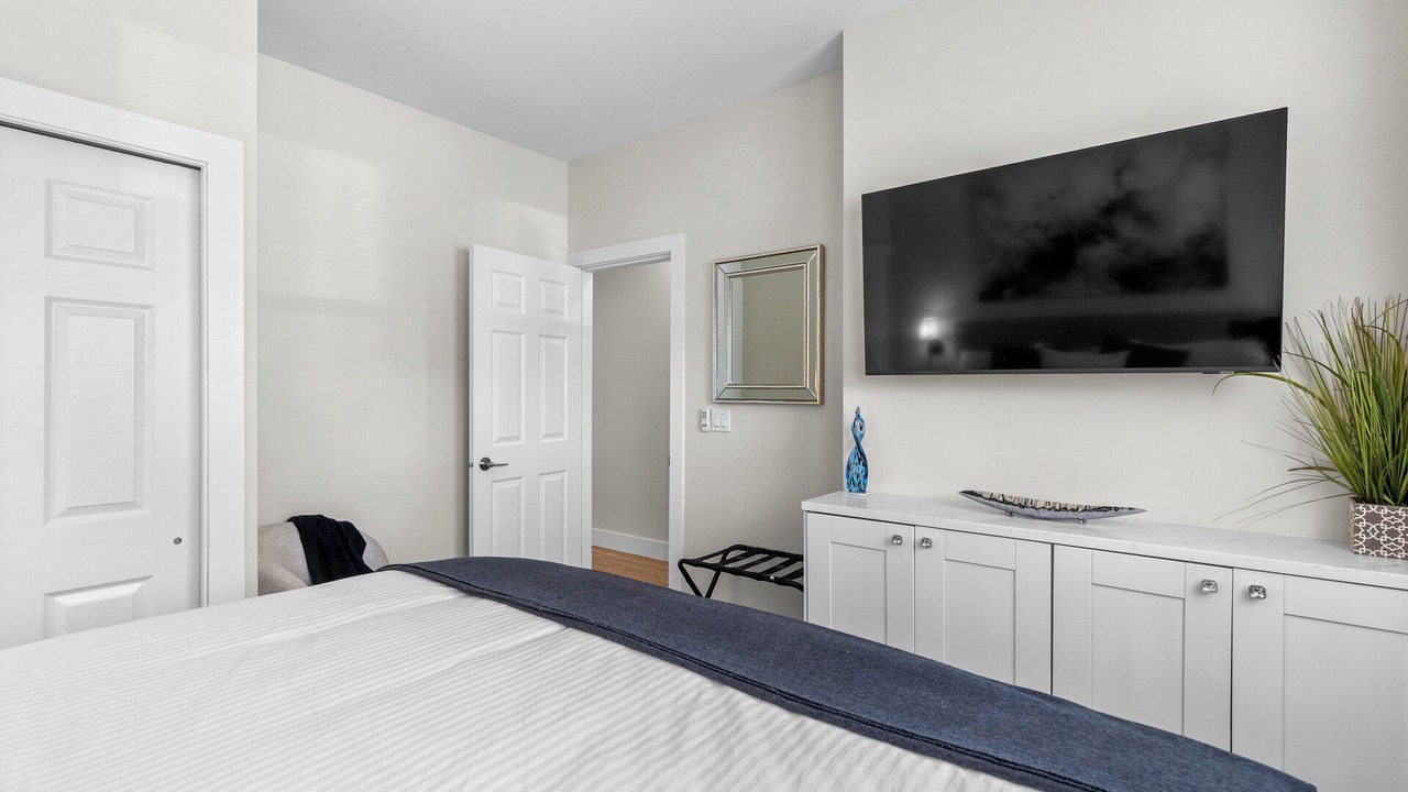 Photo of Bedroom in Osoyoos