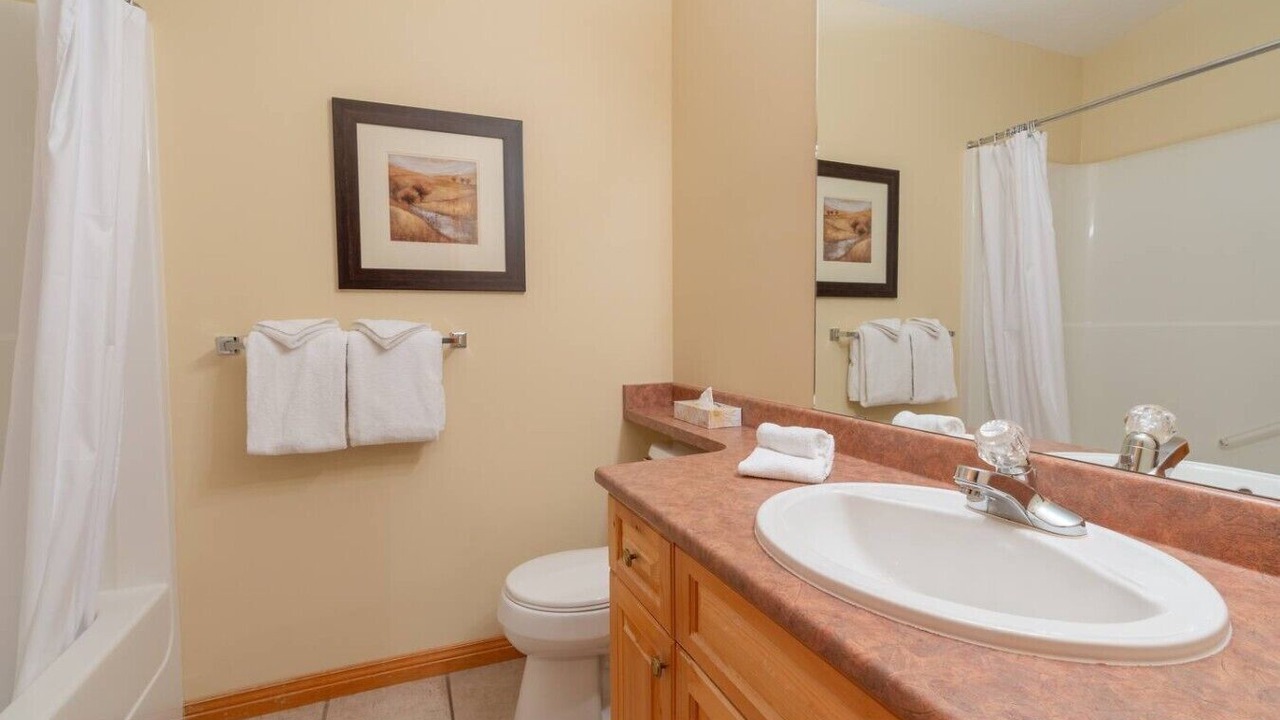 Photo of Bathroom in Sun Peaks