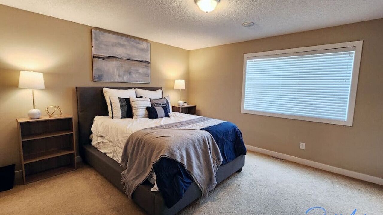 Photo of Bedroom in Bearspaw