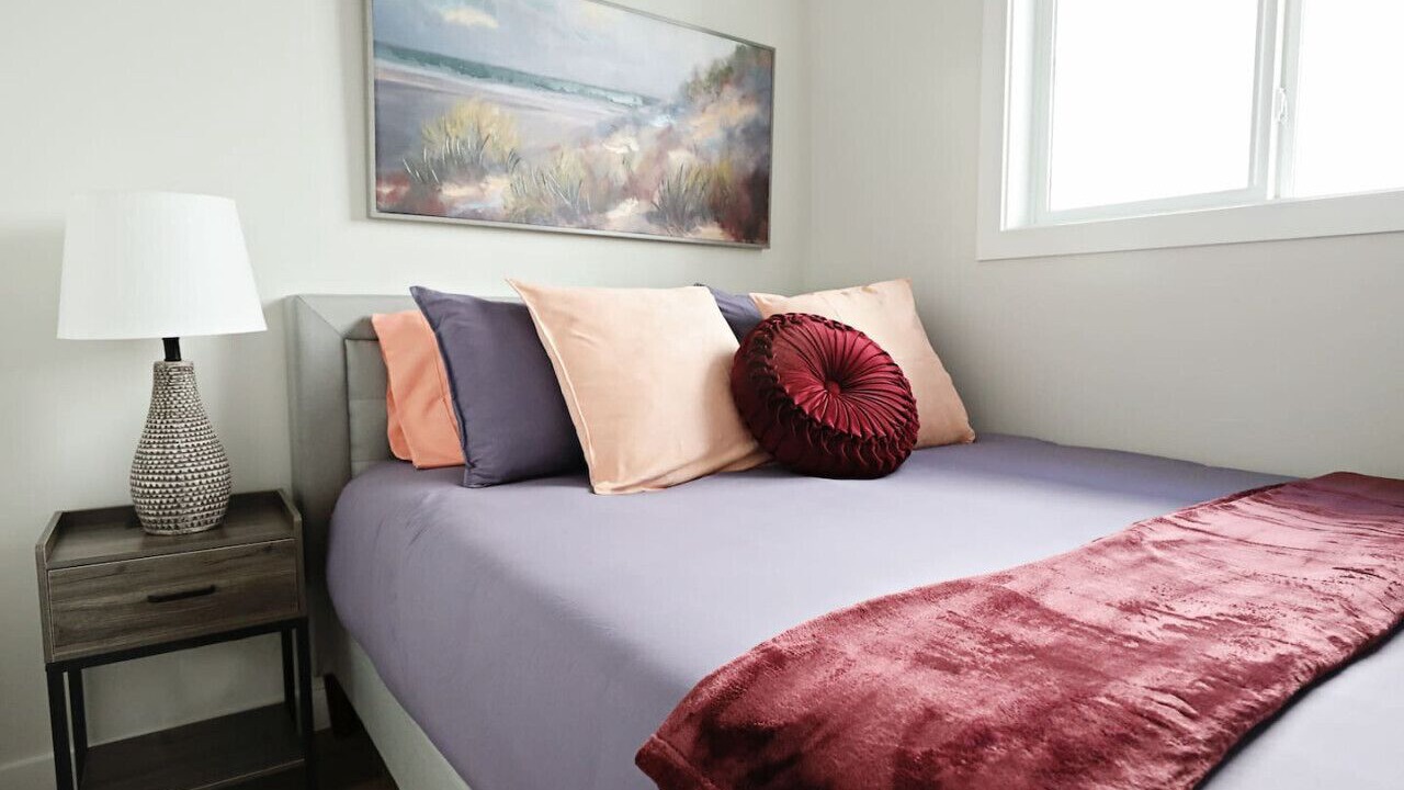 Photo of Bedroom in North Central Edmonton