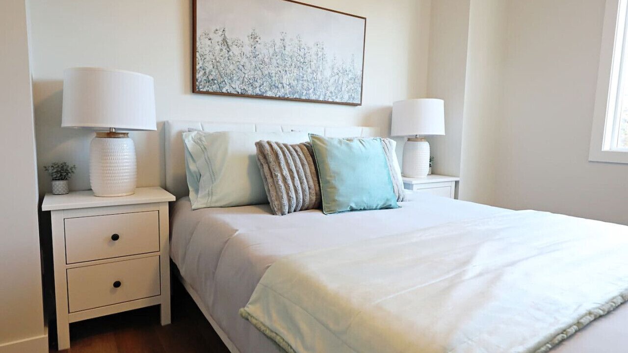 Photo of Bedroom in North Central Edmonton