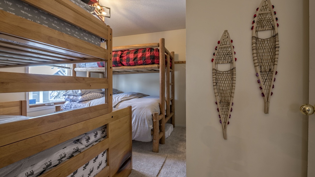Photo of Bedroom in Silver Star Mountain
