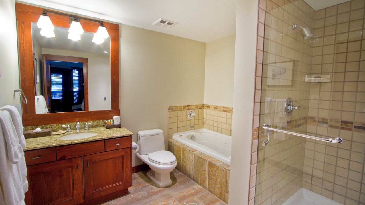 Photo of Bathroom in Whistler Creekside
