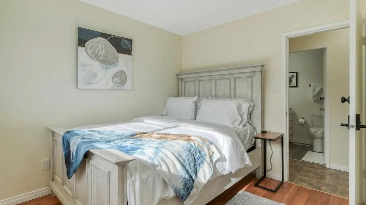 Photo of Bedroom in Fort Saskatchewan