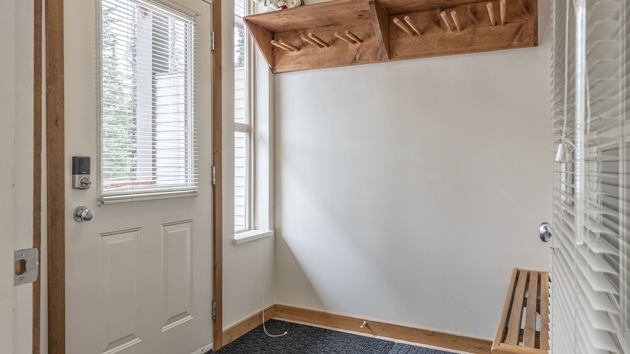 Photo of Bedroom in Silver Star Mountain