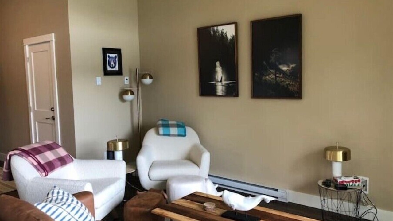 Photo of Livingroom in Port Renfrew