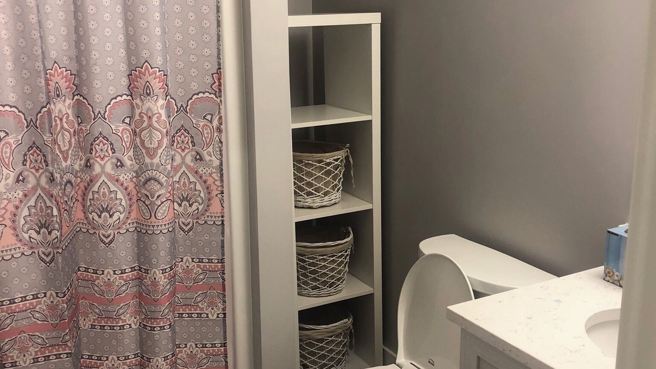 Photo of Bathroom in Osoyoos