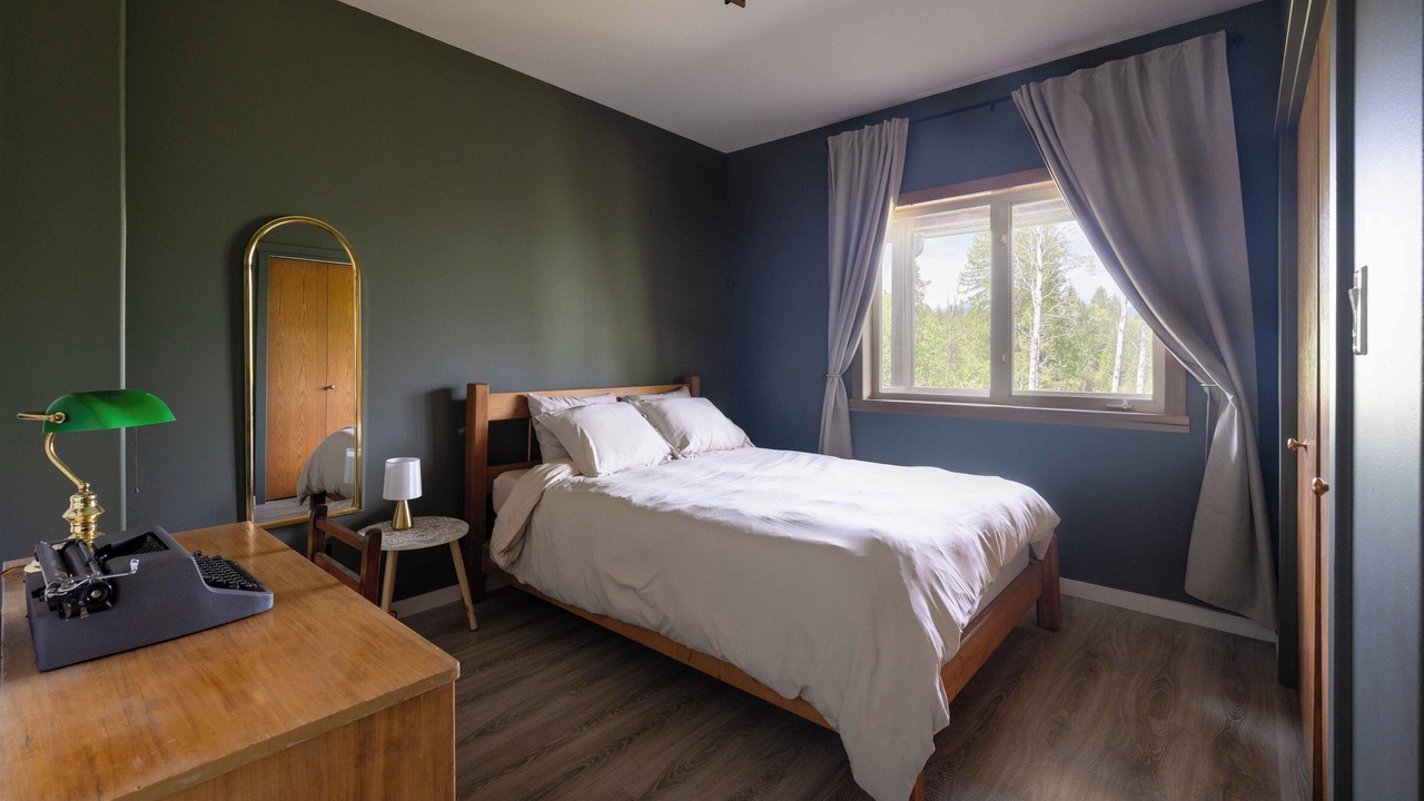 Photo of Bedroom in Crescent Valley