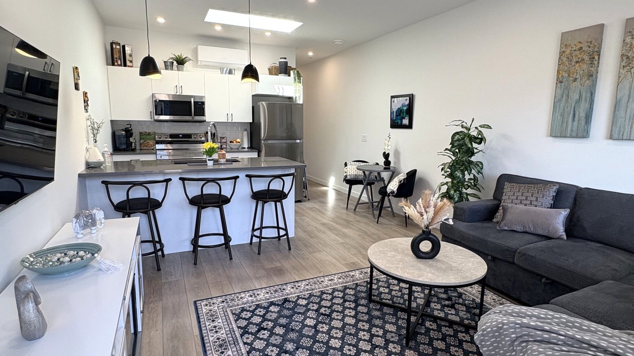 Photo of Livingroom in Central Okanagan