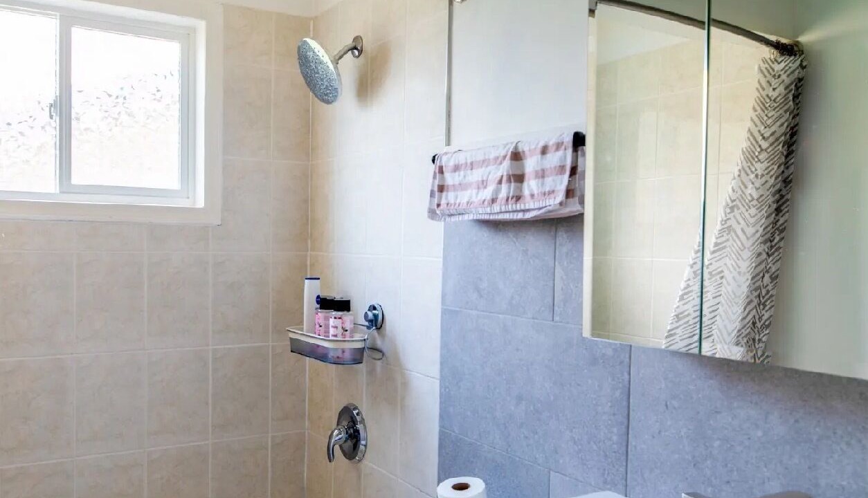 Photo of Bathroom in Jasper Place