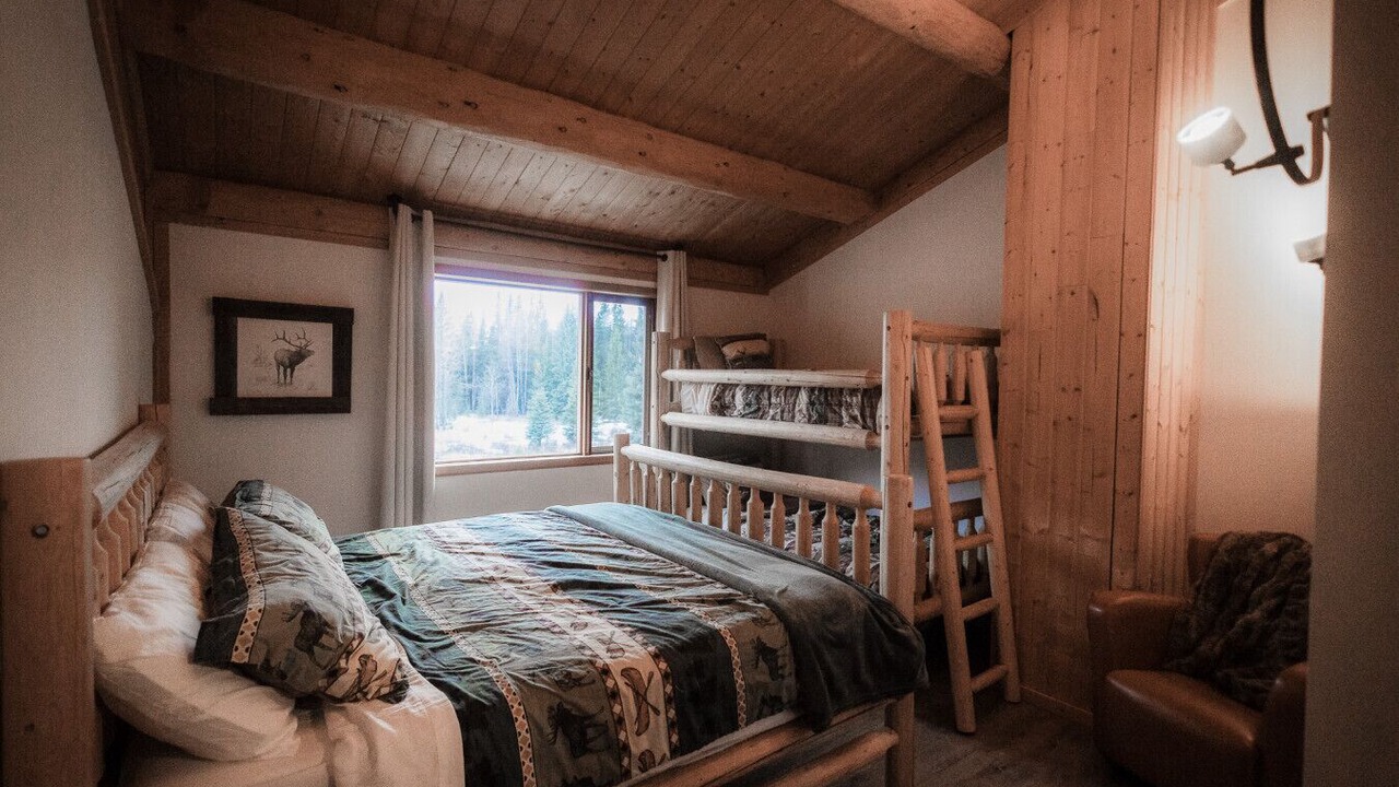 Photo of Bedroom in Rock Lake