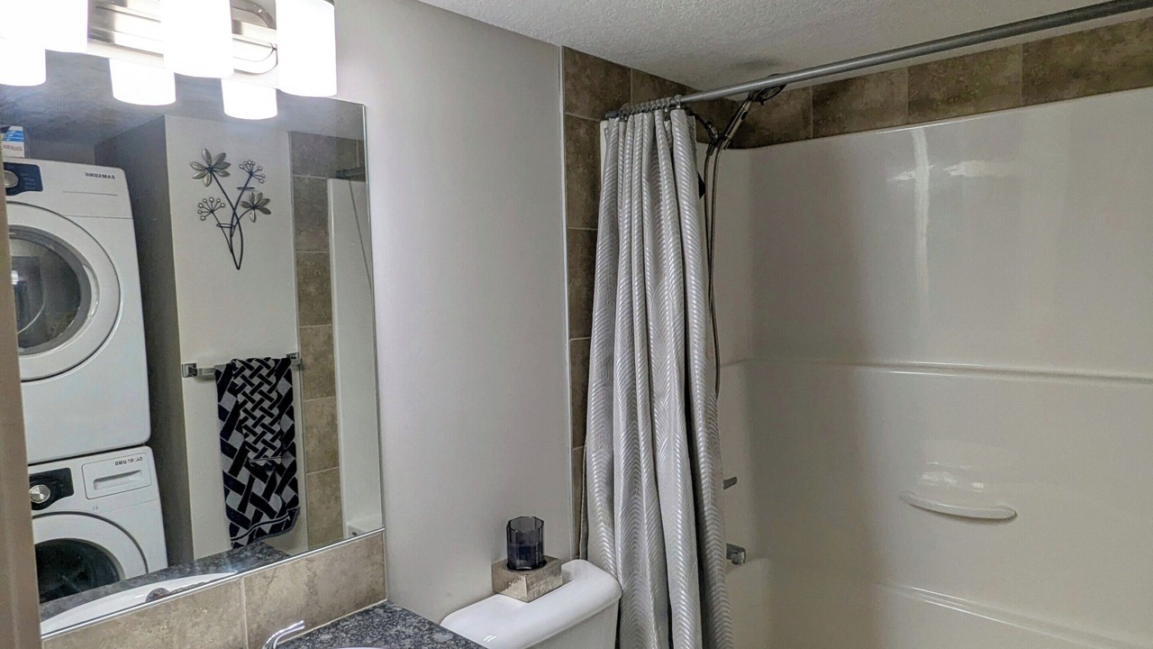 Photo of Bathroom in McKenzie Towne