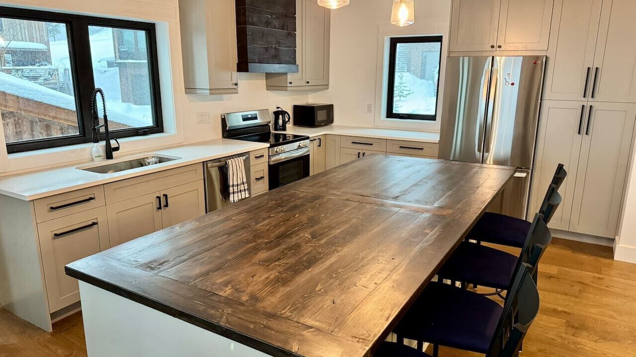 Photo of Kitchen in Apex Mountain