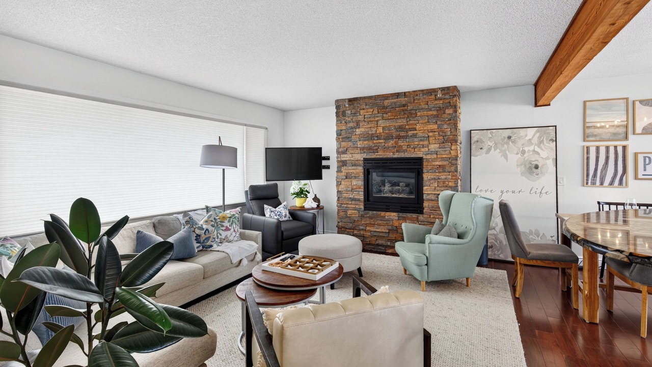 Photo of Livingroom in Central Okanagan