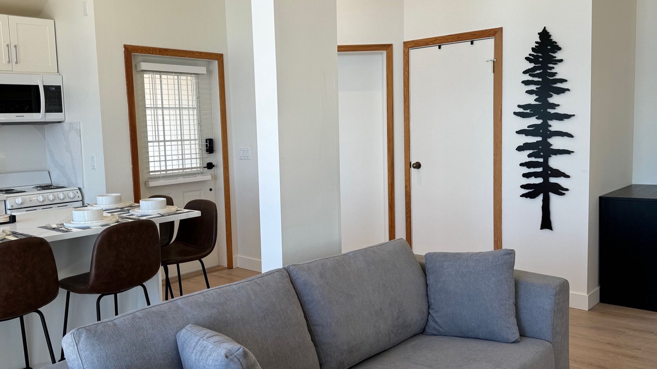Photo of Livingroom in Pender Island