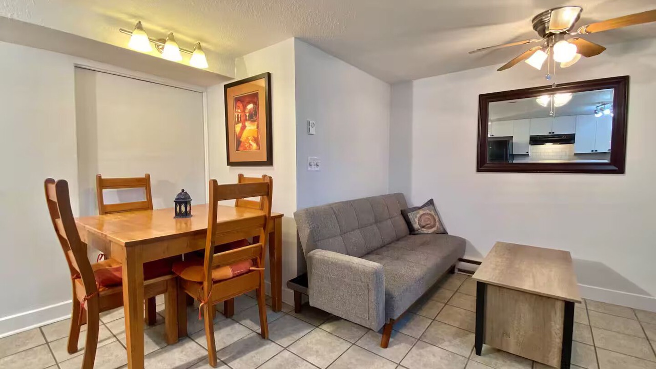 Photo of Livingroom in South Central