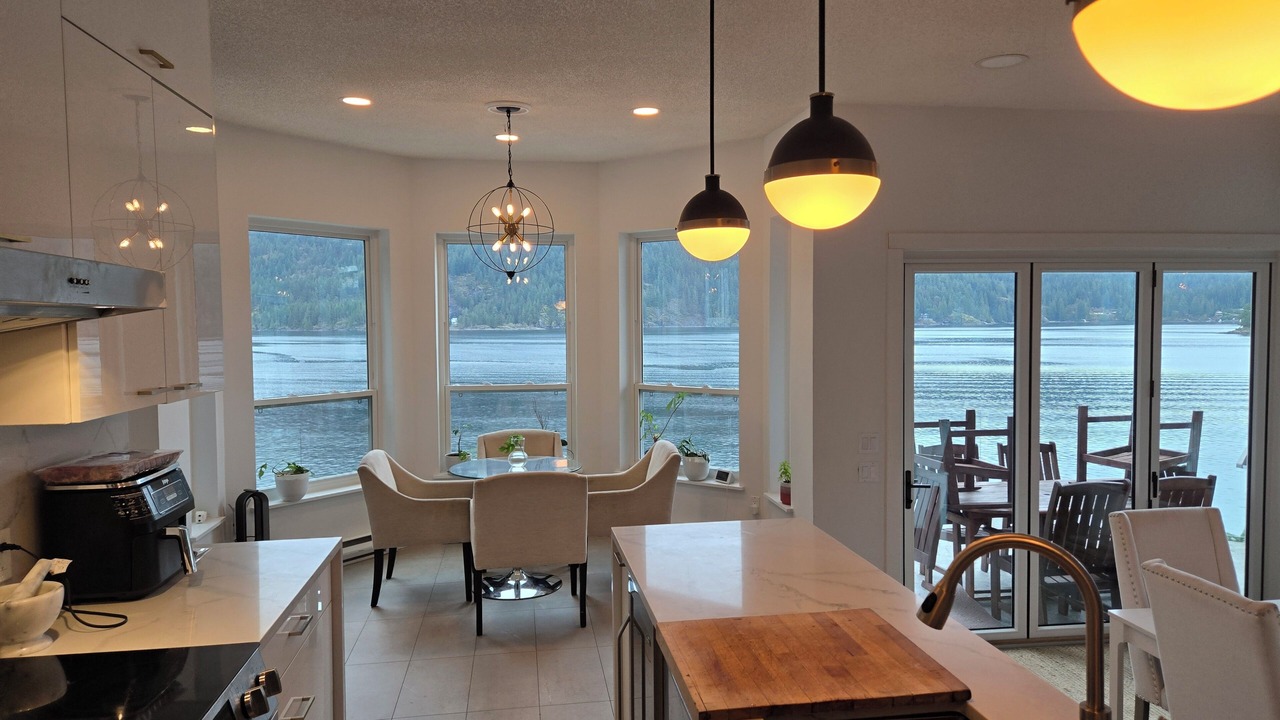 Photo of Others in District of North Vancouver