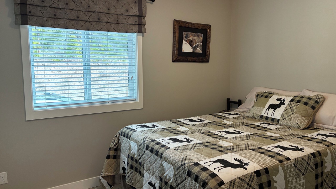 Photo of Bedroom in Okanagan-Similkameen