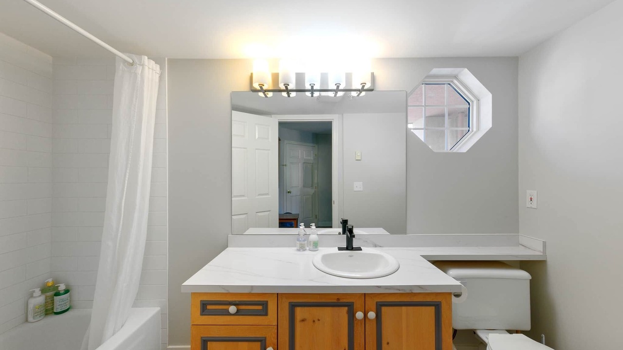 Photo of Bathroom in Quail Ridge