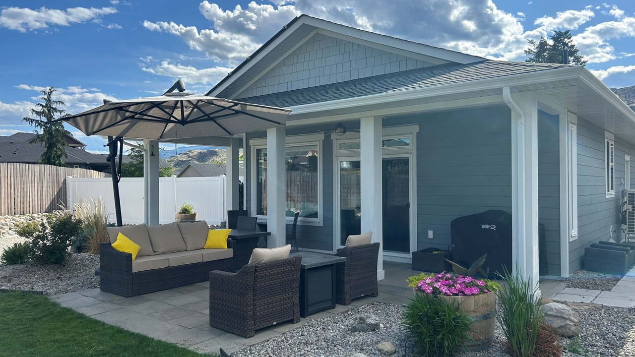 Photo of Patio Balcony in Oliver