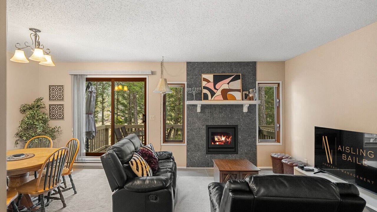 Photo of Patio Balcony in East Kootenay