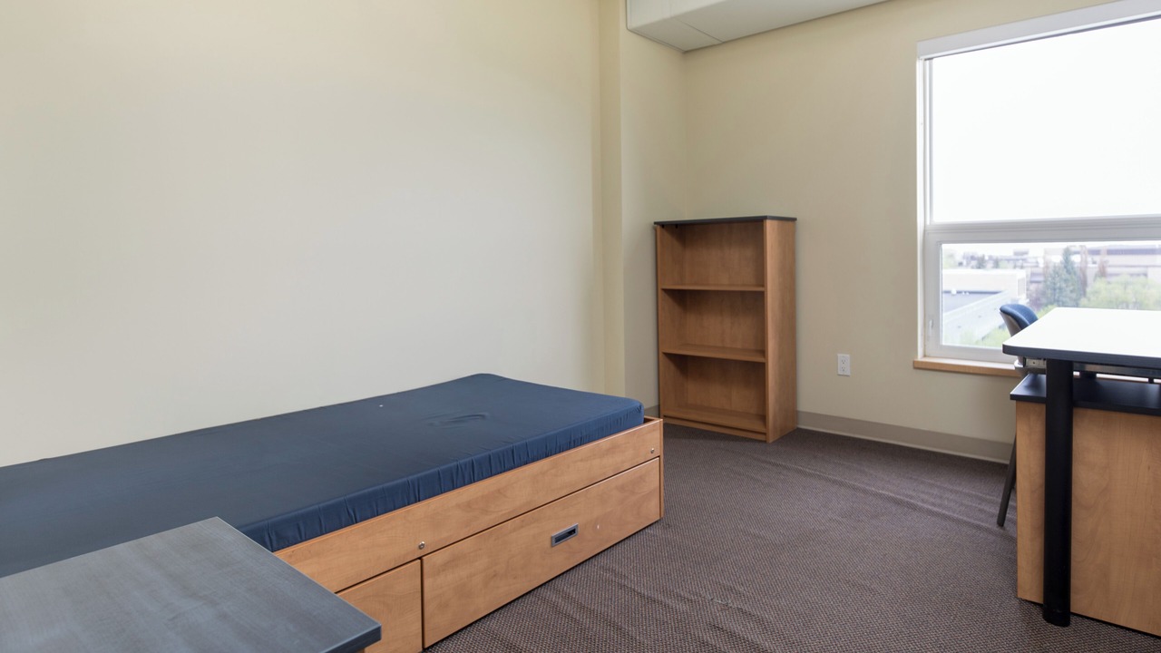 Photo of Bedroom in Lincoln Park
