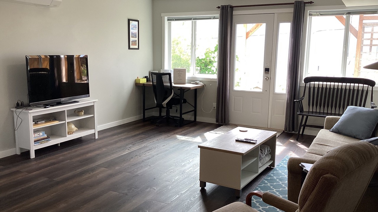 Photo of Livingroom in Okanagan-Similkameen