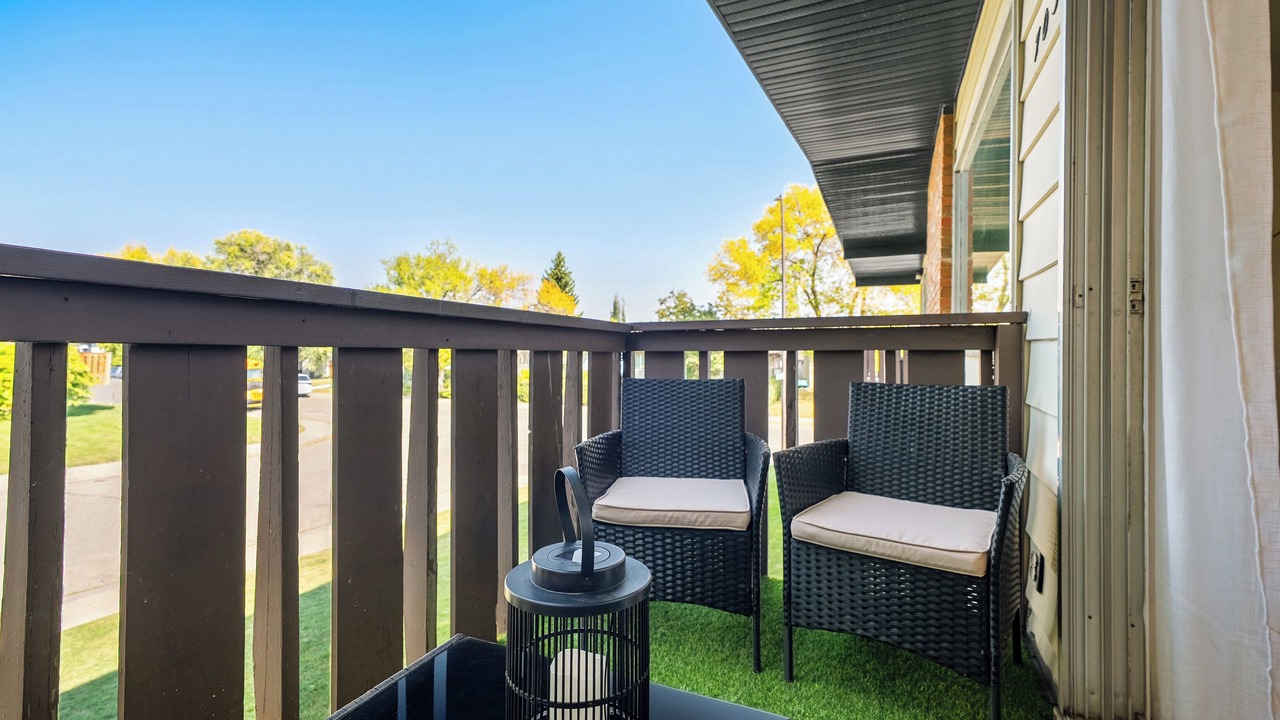 Photo of Patio Balcony in Canyon Meadows